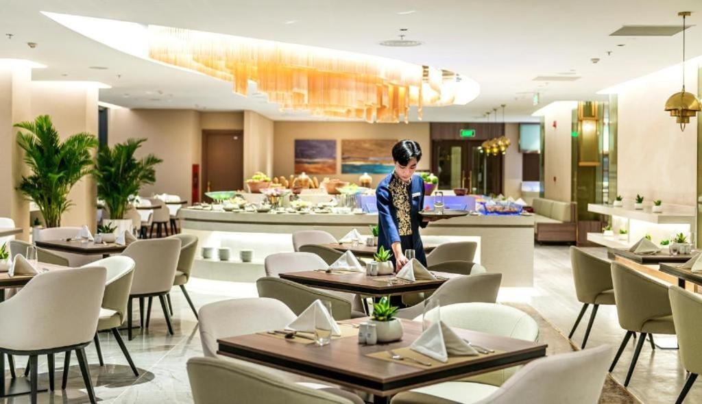 The Sapphire Residence S2 Ha Long Exteriör bild