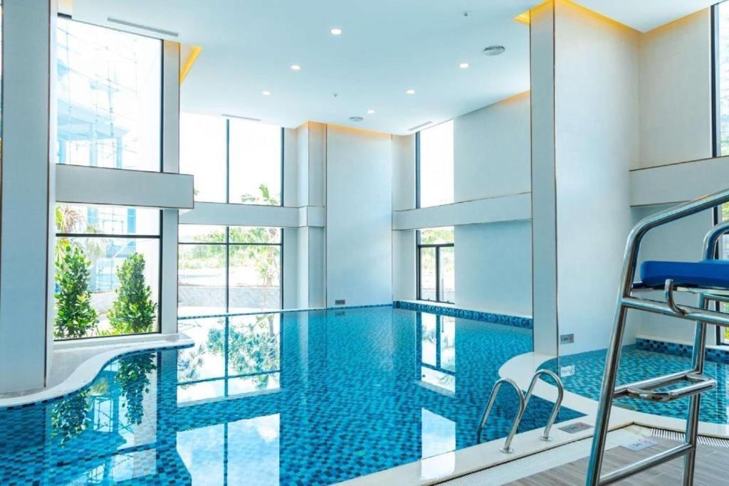 The Sapphire Residence S2 Ha Long Exteriör bild